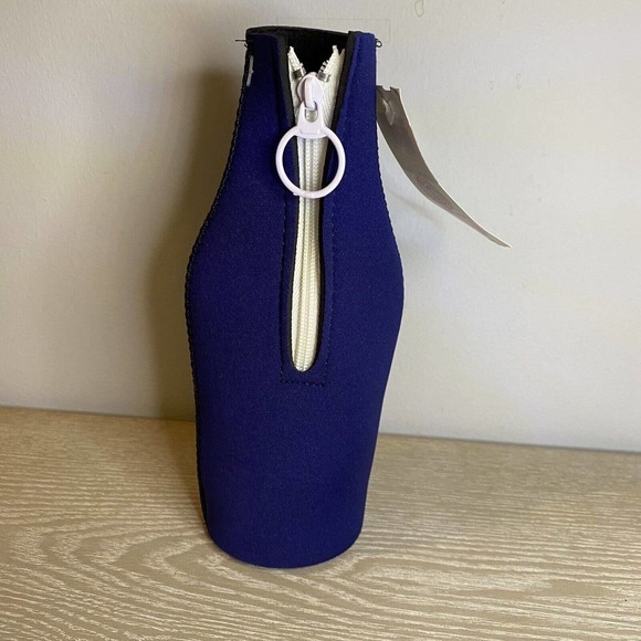 Arizona Wildcats NCAA Stand up zip Beer Koozie / Coozy /‎ Cooler New with Tag! - Picture 3 of 5